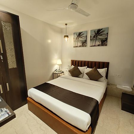 The Majlis Hotel - Colaba Mumbai Exterior foto